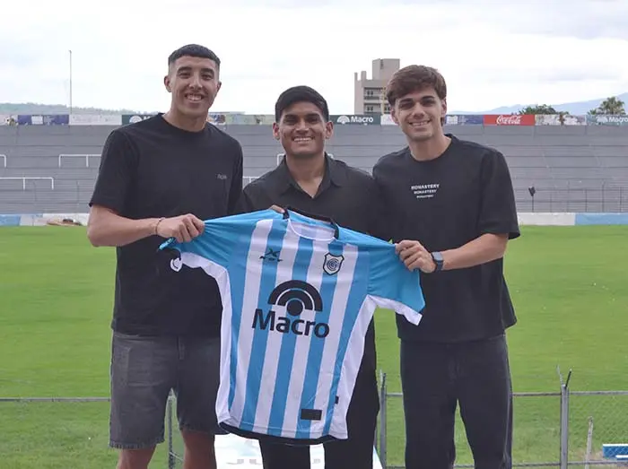 Gimnasia refuerza su ataque: Cachi, Gallardo y Paradela ya son nuevos jugadores del “Lobo”