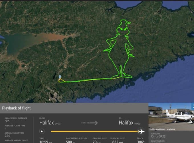 Un Grinch dibujado en los radares: el vuelo navideño que se volvió viral